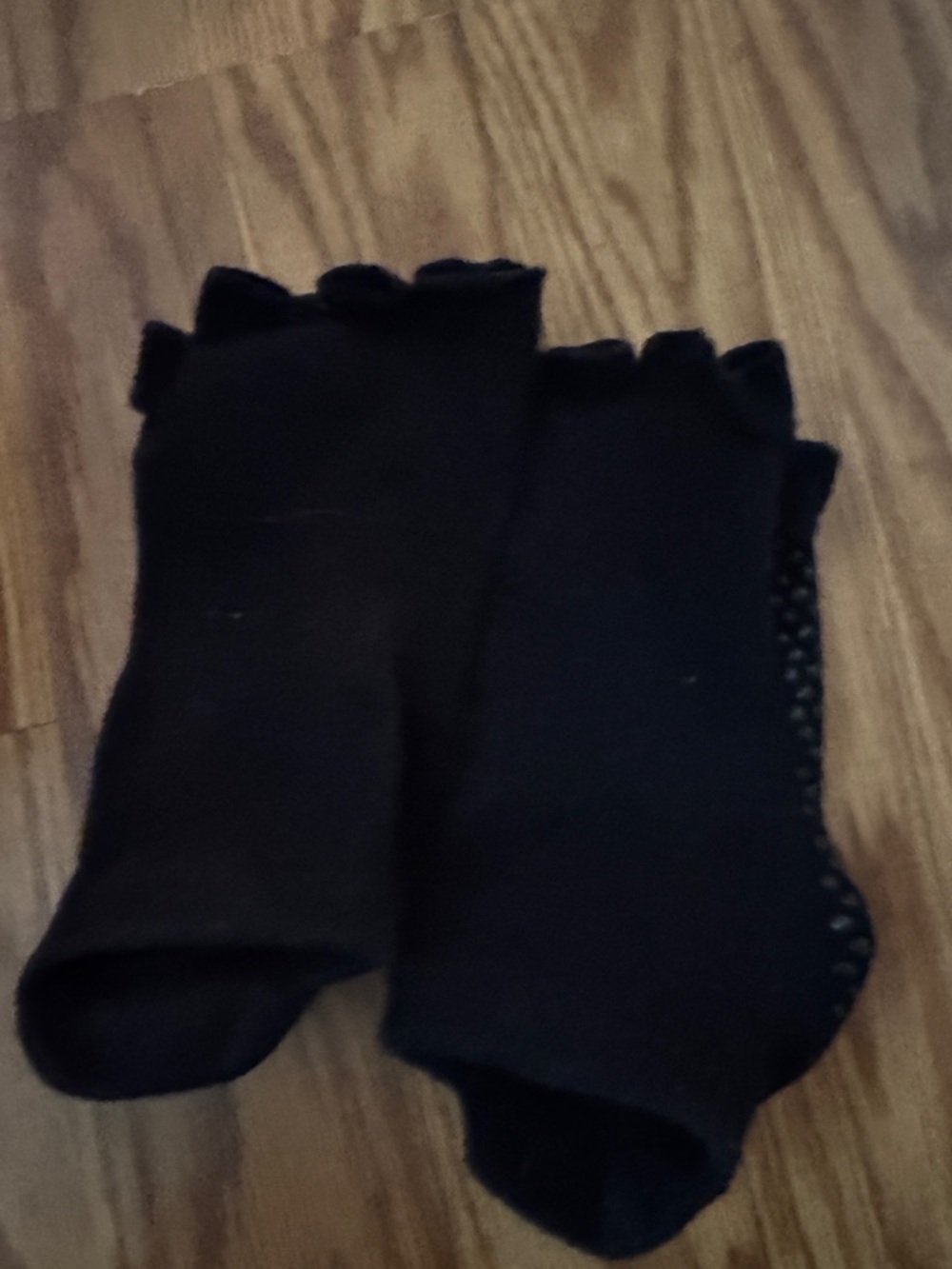 Toesox grip socks Pilates